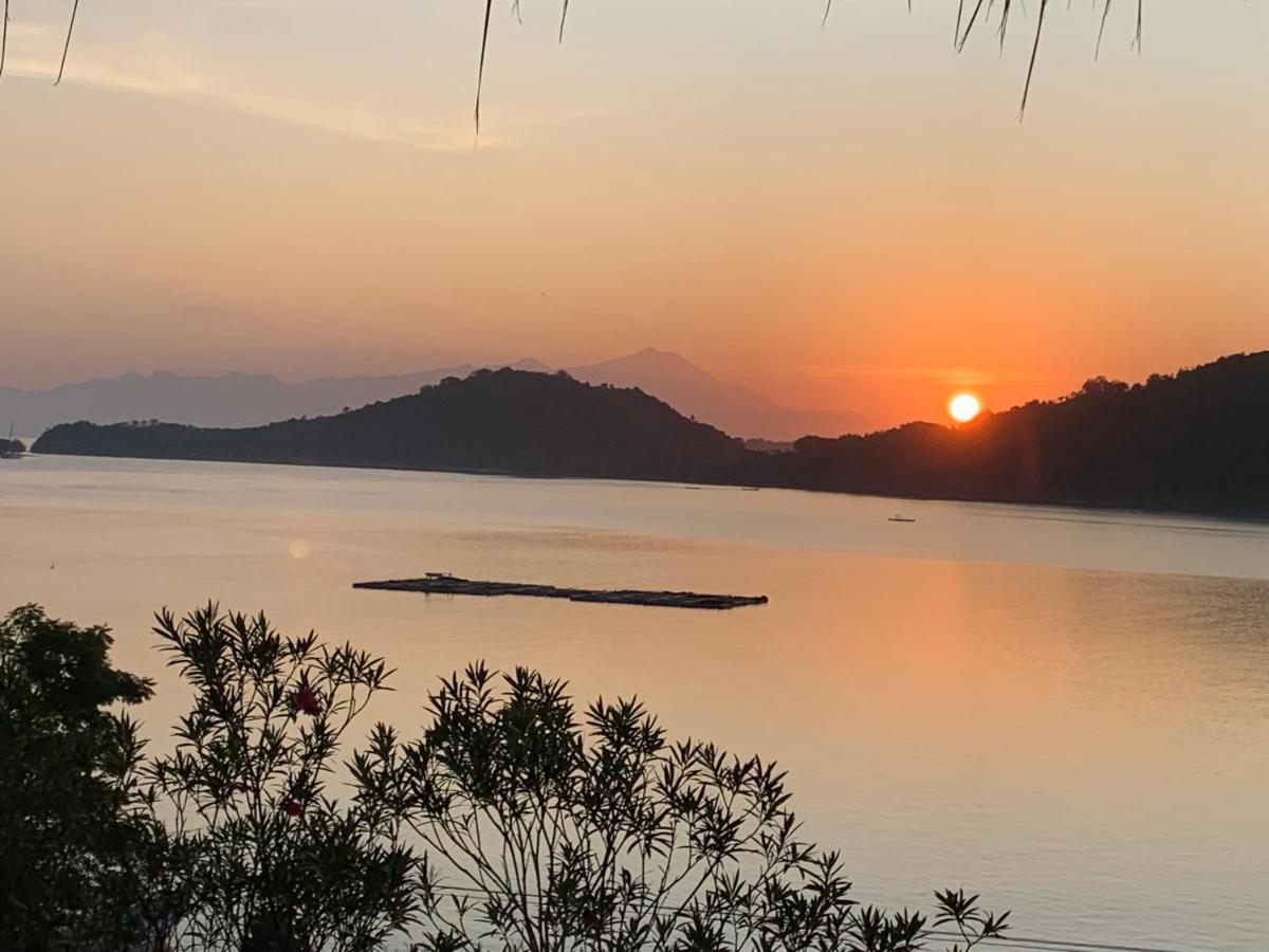 Lombok Villas, Villa Kurakura Labuhanpoh エクステリア 写真